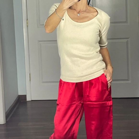 BCBG MAXAZRIA Collection 100% Cashmere Open Back Sweater size M - Picture 2 of 10